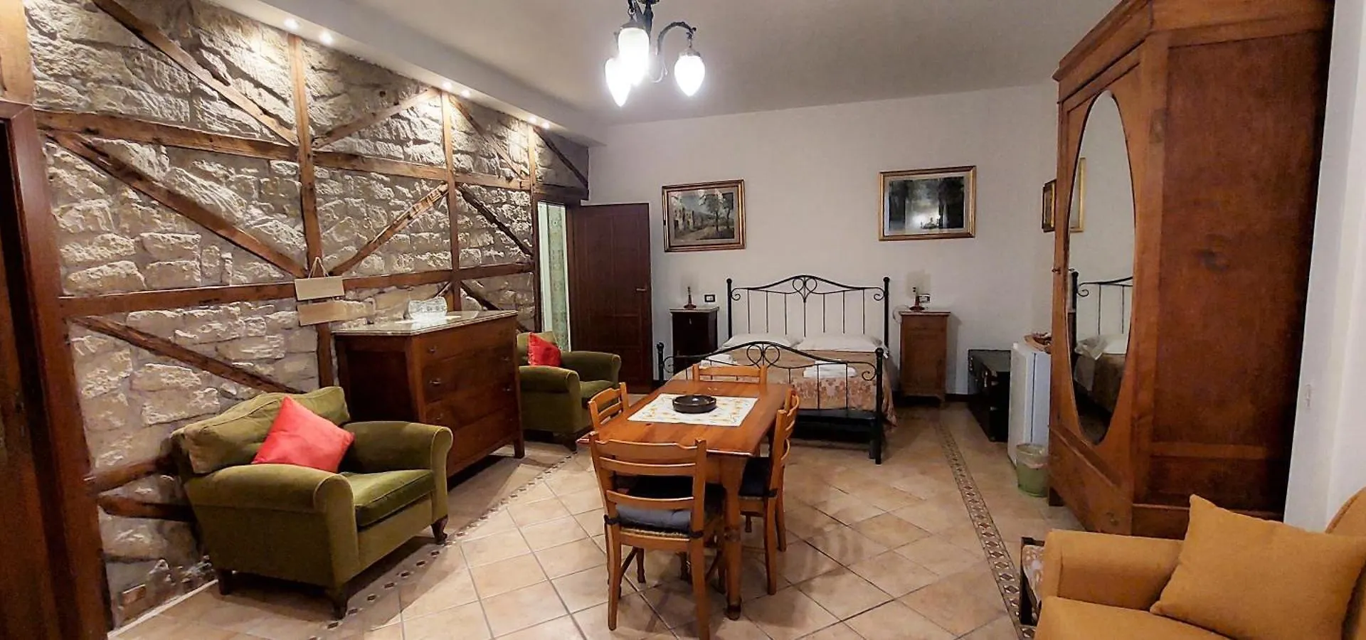 Guest house Casa Cesira Incentro Hotel Naples